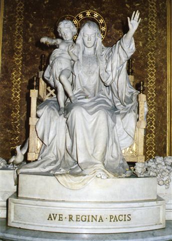 La Virgen maría con el Niño en al Archi-Basílica Sta. María la Mayor